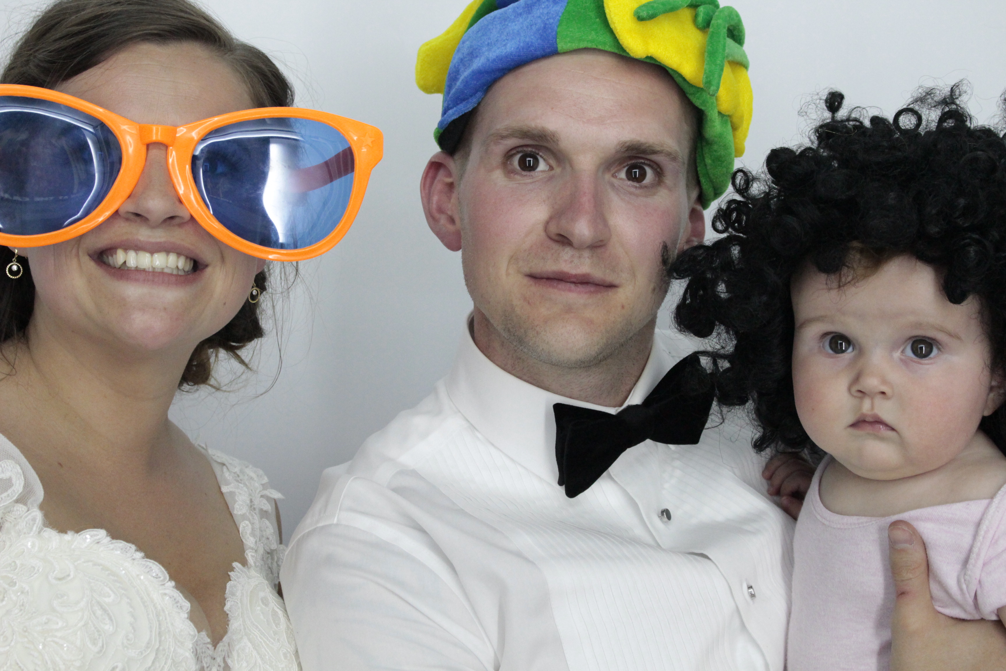 Jon and Sarah’s Wedding | View more photos from the event at gallery.myphotoboothexperience.co.uk/u/MyPhotoBoothExperienceLtd/Jon-and-Sarah’s-Wedding